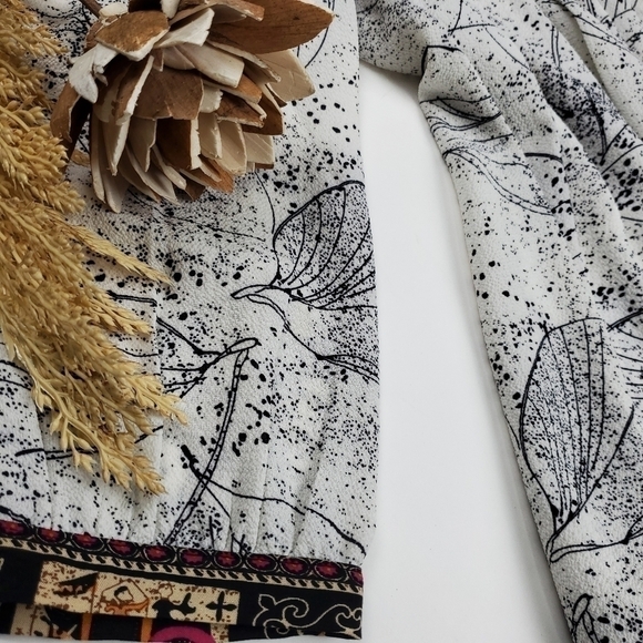 New THML Anthropologie White Blk Boho Yellow Top M - Picture 10 of 12